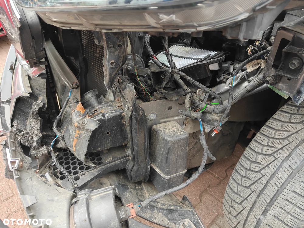 Hyundai ix35 1.6 GDI Premium 2WD - 26