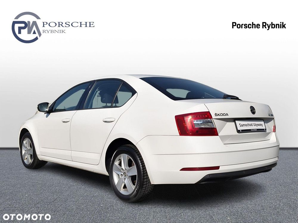 Skoda Octavia - 4