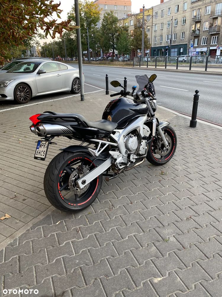 Yamaha FZ6 - 1