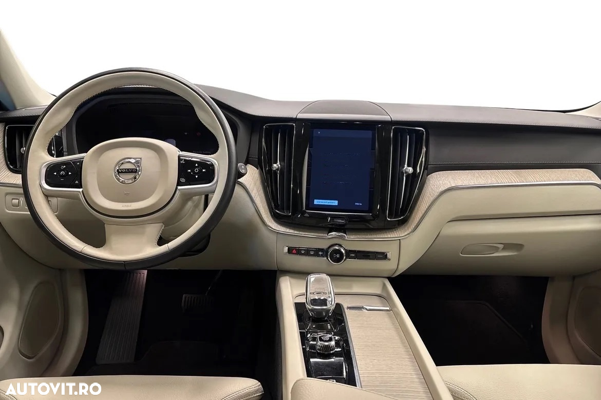 Volvo XC 60 T6 AWD Recharge Geartronic Inscription - 12