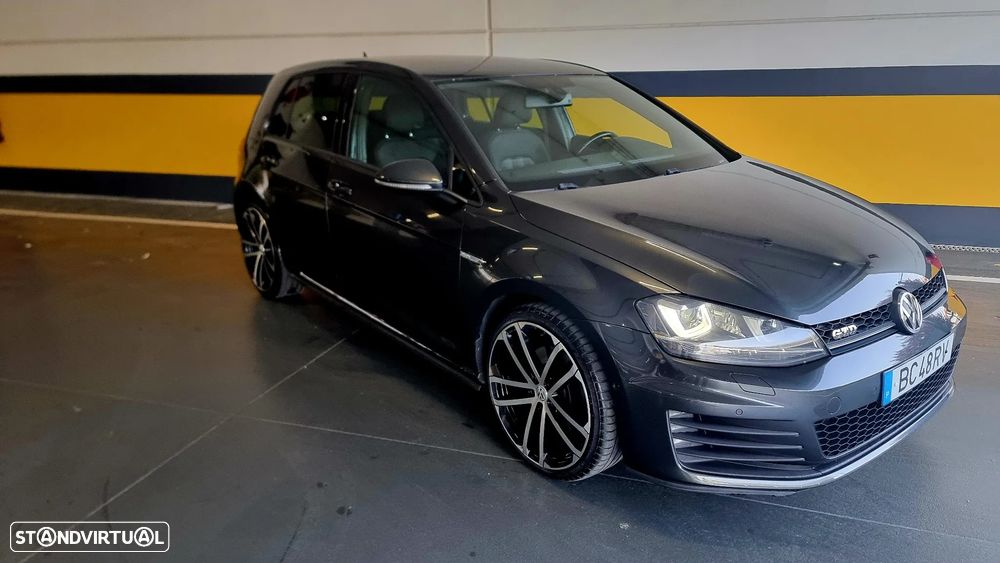 VW Golf GTD BlueMotion - 2