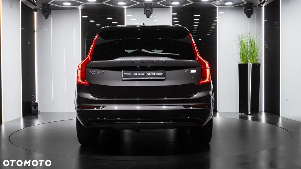 Volvo XC 90 T8 AWD Plug-In Hybrid Plus Dark 7os - 6