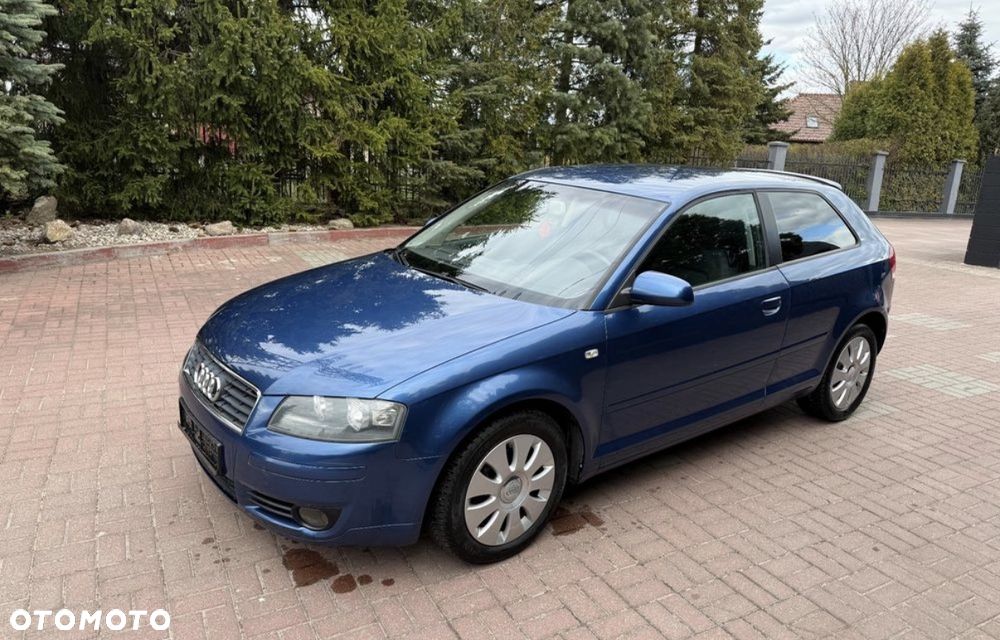 Audi A3 3-drzwiowe 1.6 Ambiente - 9