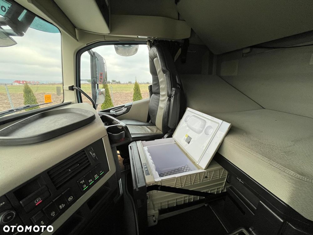 Volvo FH500 / WERSJA LIMITOWANA / FULL SERWIS / XENONY / GLOBETROTTER XL - 27