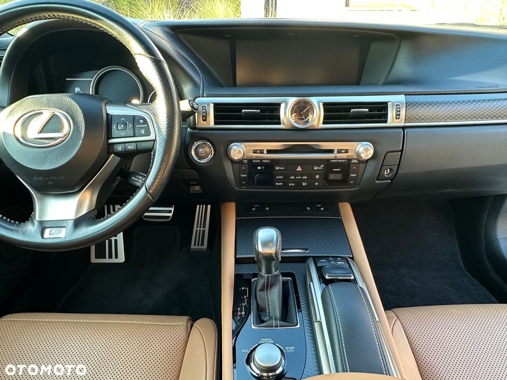 Lexus GS - 28