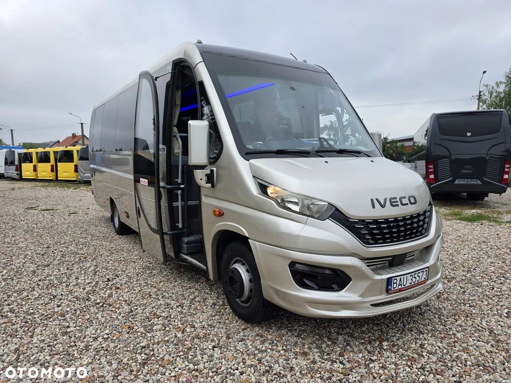 Iveco 70C18 - 10