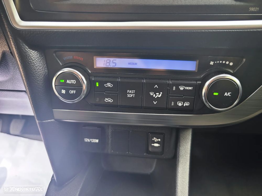 Toyota Auris 1.33 VVT-i Comfort+J16 - 18