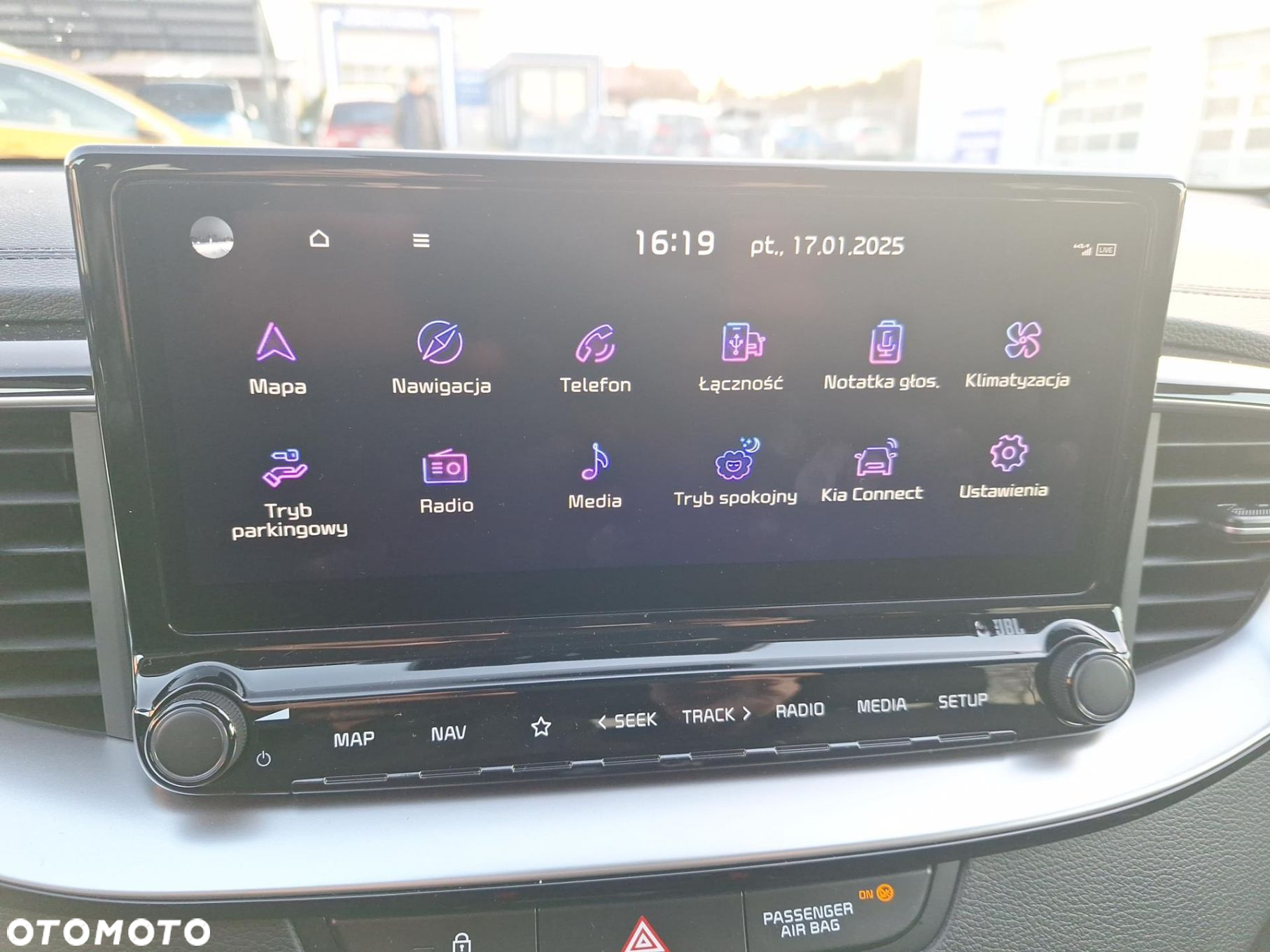 Kia Ceed - 21