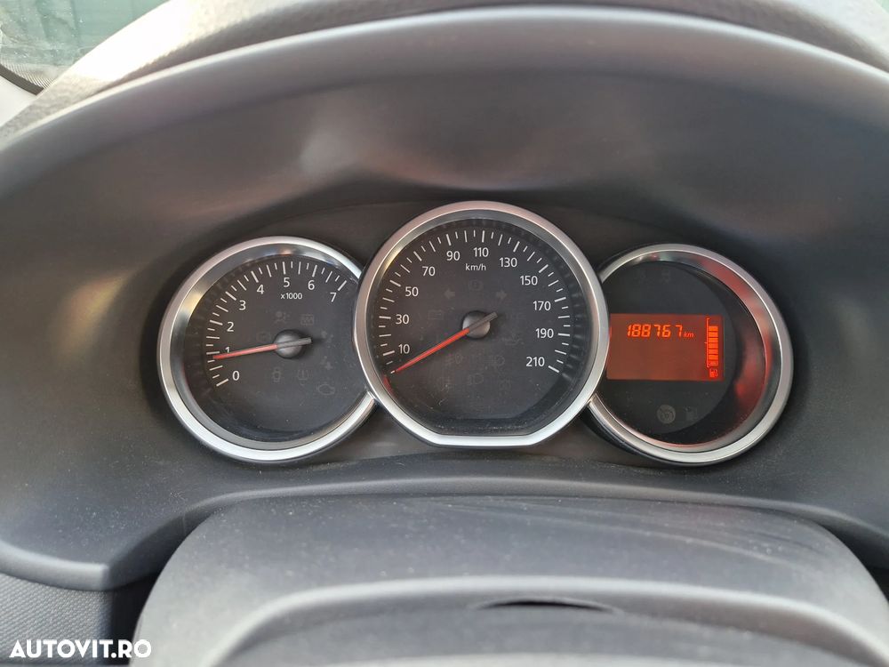 Dacia Logan 0.9 TCe 90 CP Prestige - 12