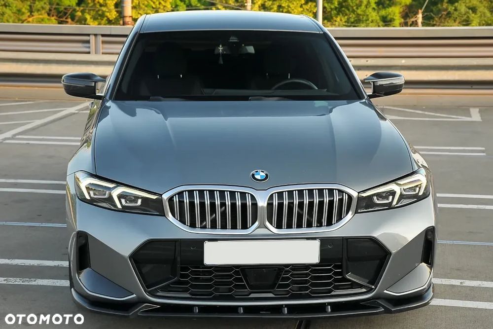 BMW Seria 3 318i M Sport - 4