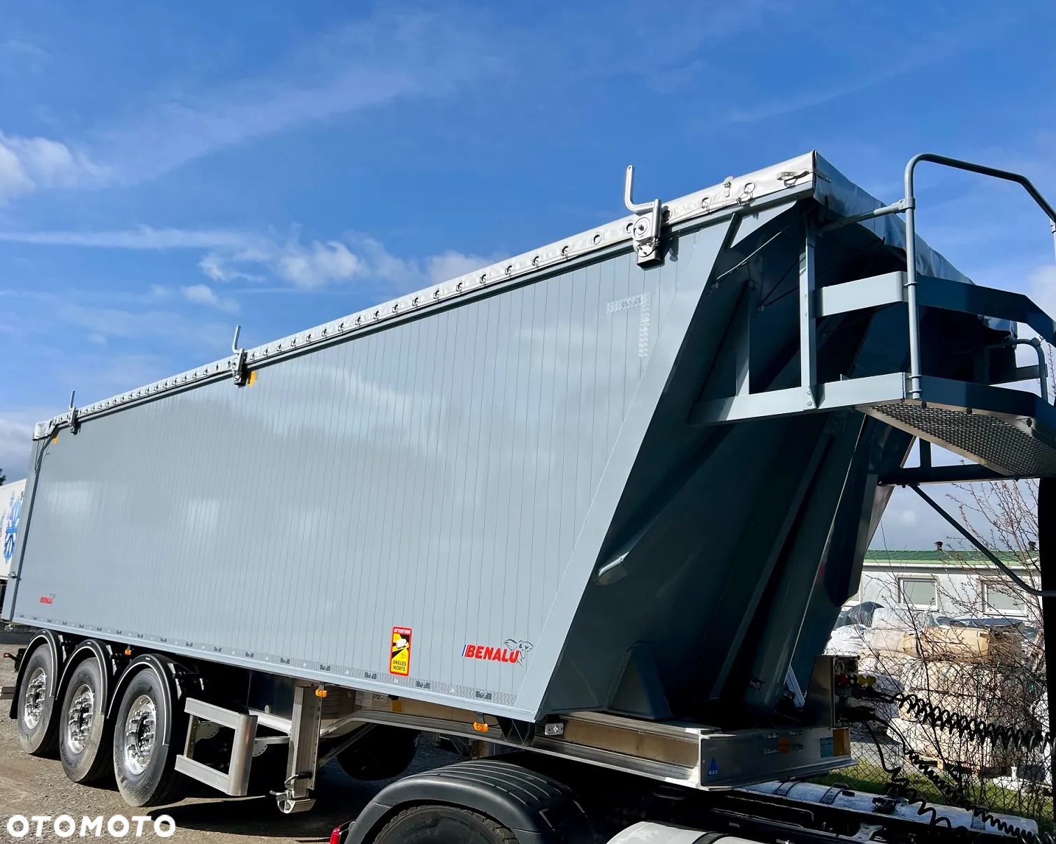 Benalu Agriliner 47m3- klapo-drzwi- 2025 - 2