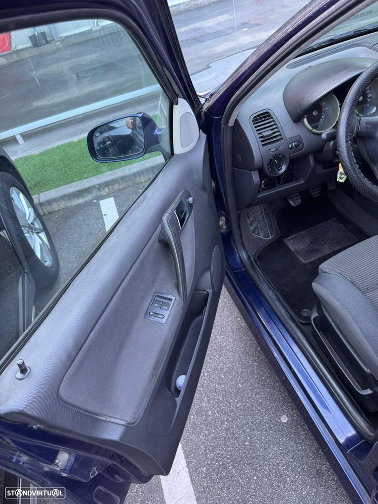 VW Polo 1.4 TDi Confortline AC - 8