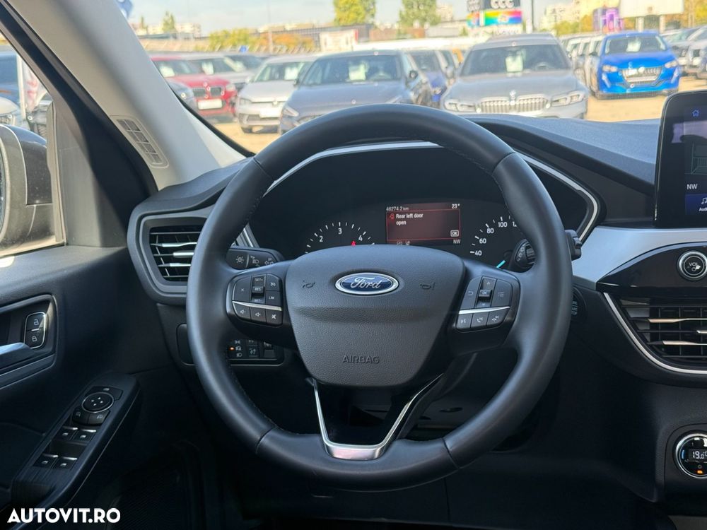 FORD Kuga 2022 — imagine 16