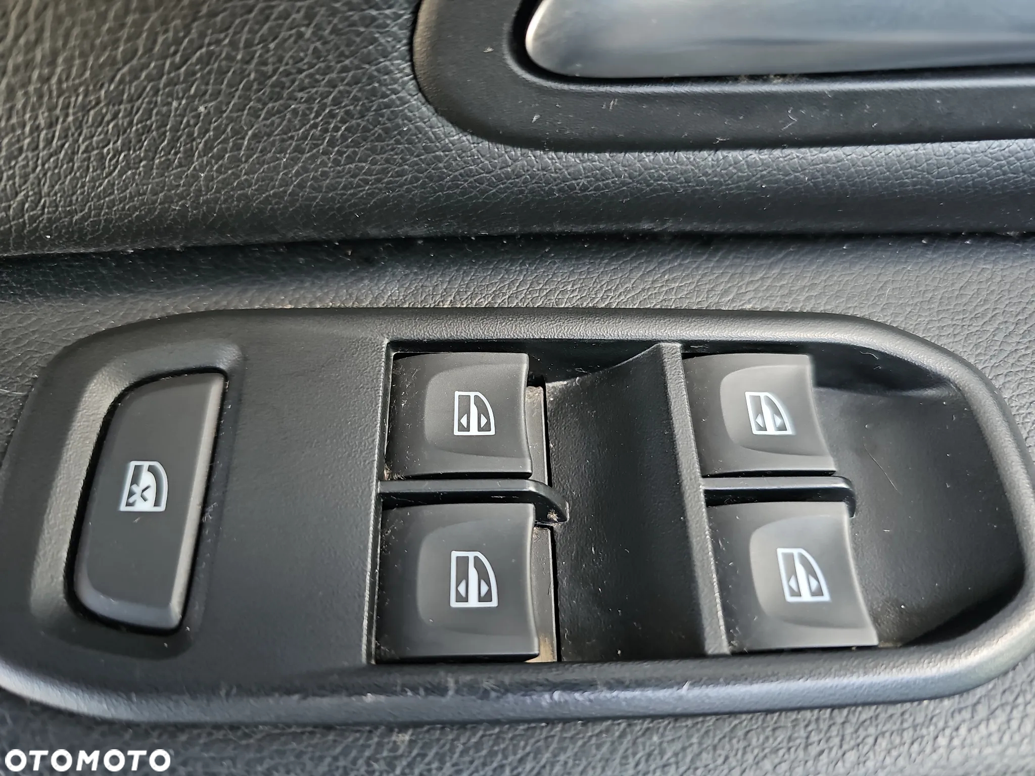Dacia Duster 1.3 TCe Prestige EDC - 14