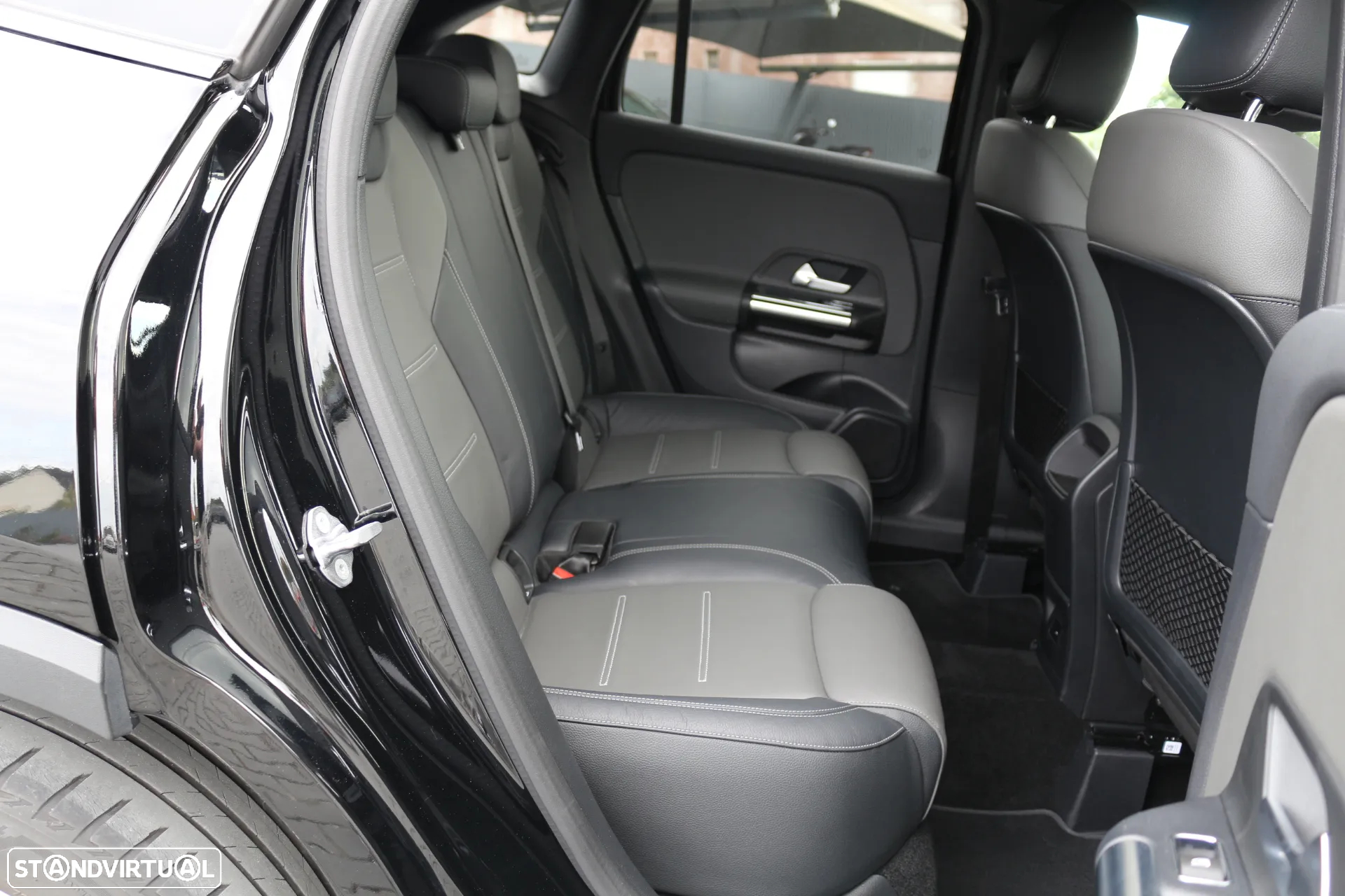 Mercedes-Benz GLA 200 d AMG Line - 36