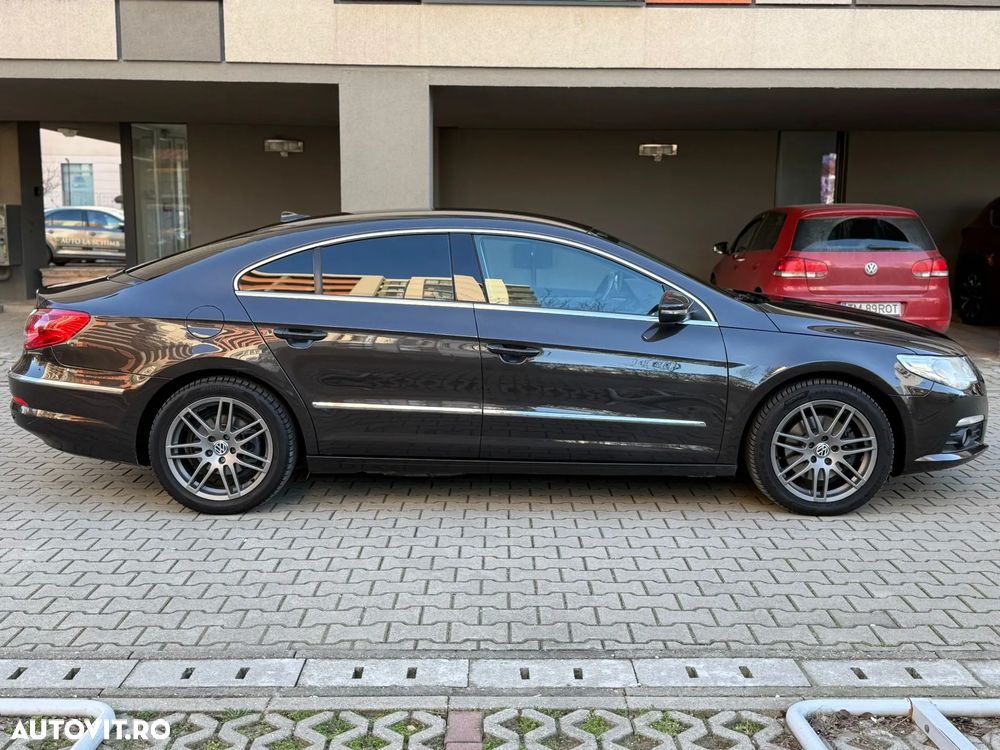 Volkswagen Passat 2.0 TDI BlueMotion Technology DPF Highline - 8