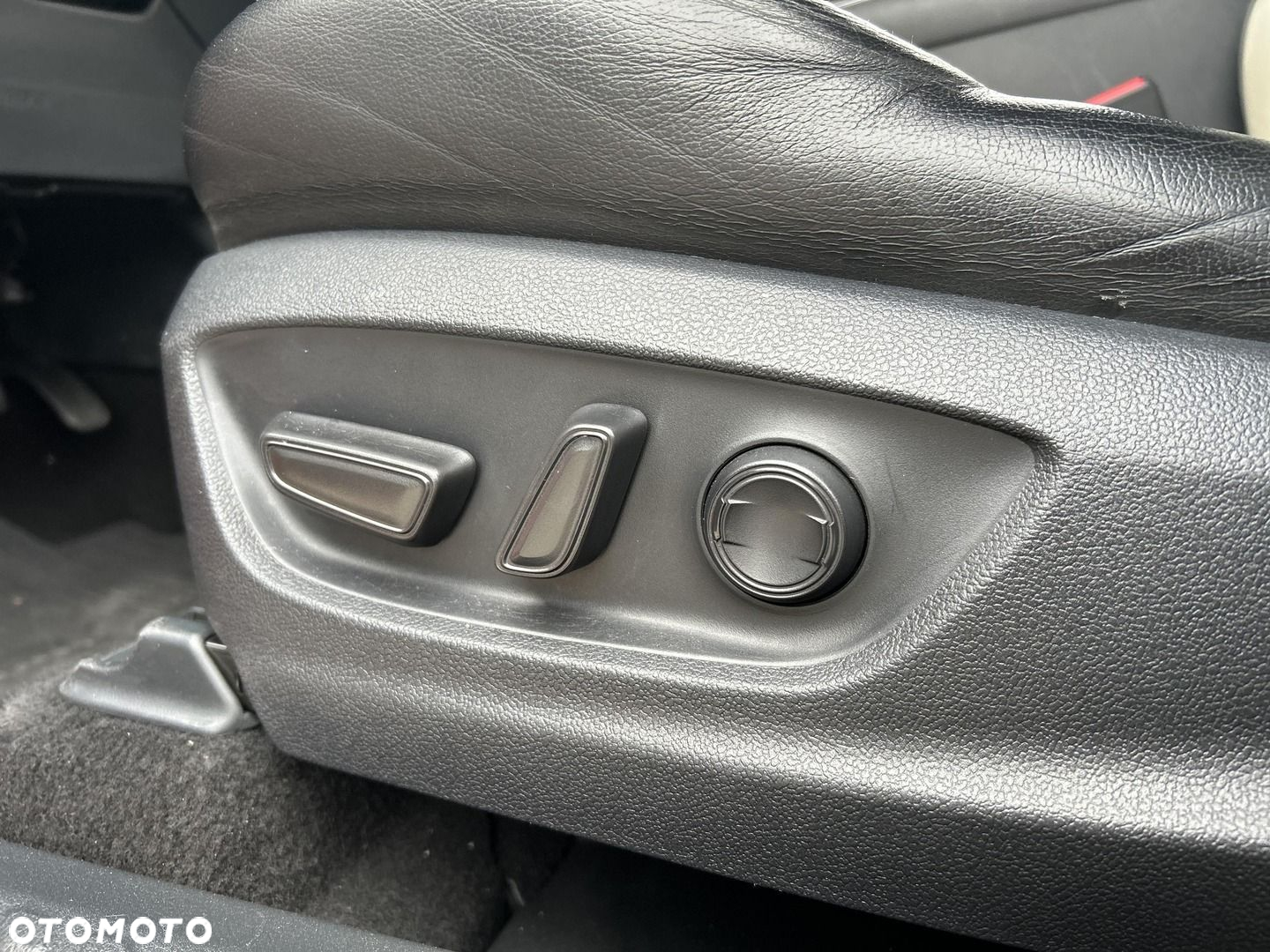 Toyota C-HR 2.0 Hybrid Premiere Edition - 21