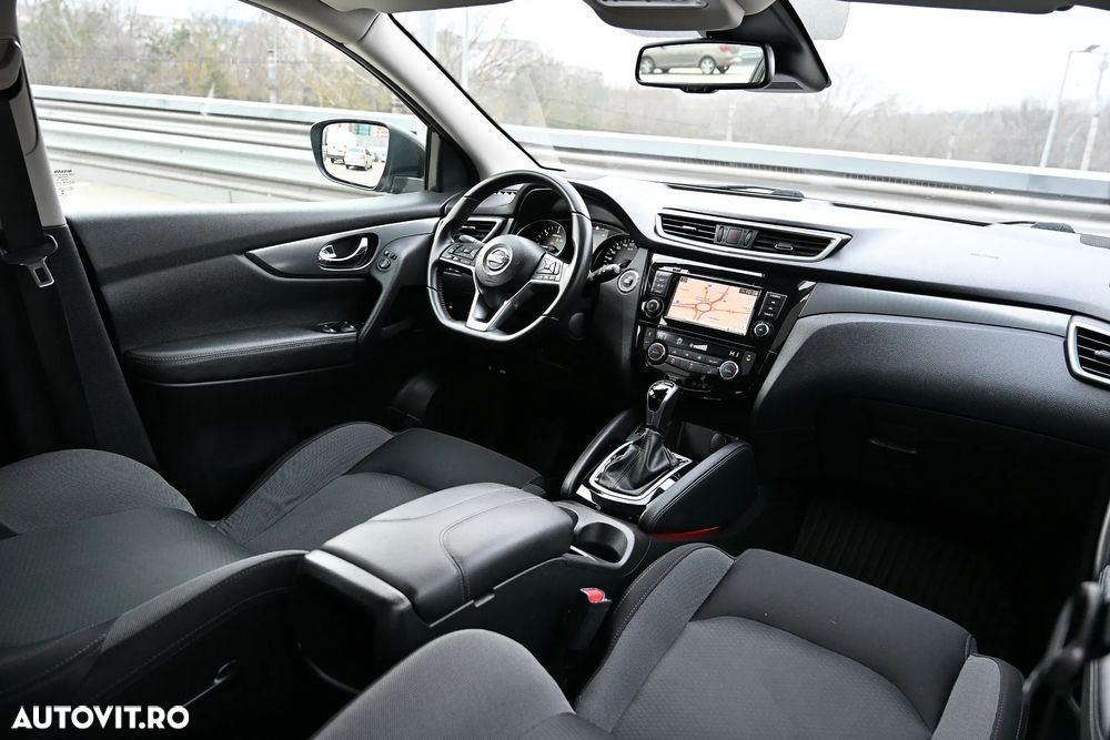 Nissan Qashqai 1.5 DCI DCT TEKNA - 10
