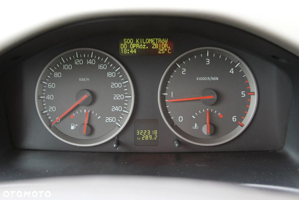 Volvo S40 2.0D Momentum - 27