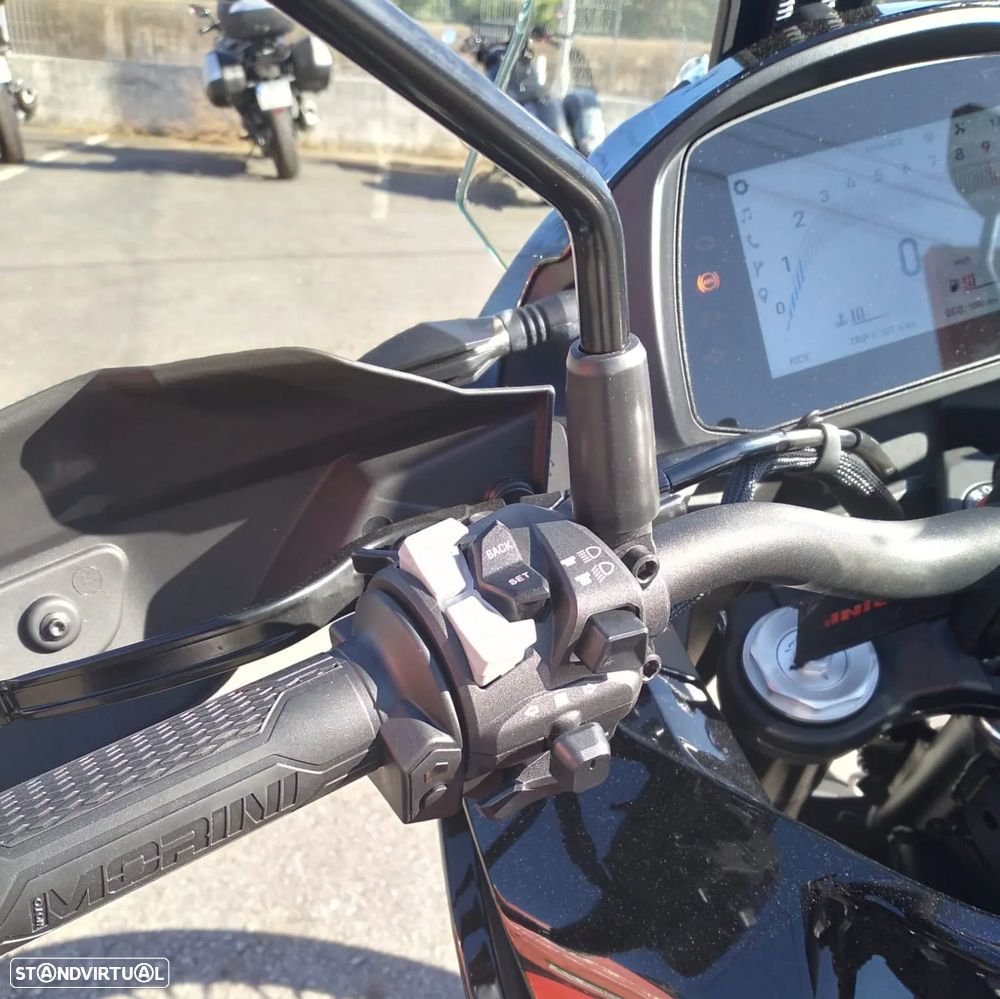 Moto Morini X-Cape 700 GOLD - 4