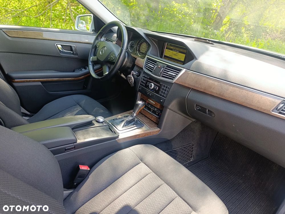 Mercedes-Benz Klasa E 200 Kompressor Automatik Elegance - 18