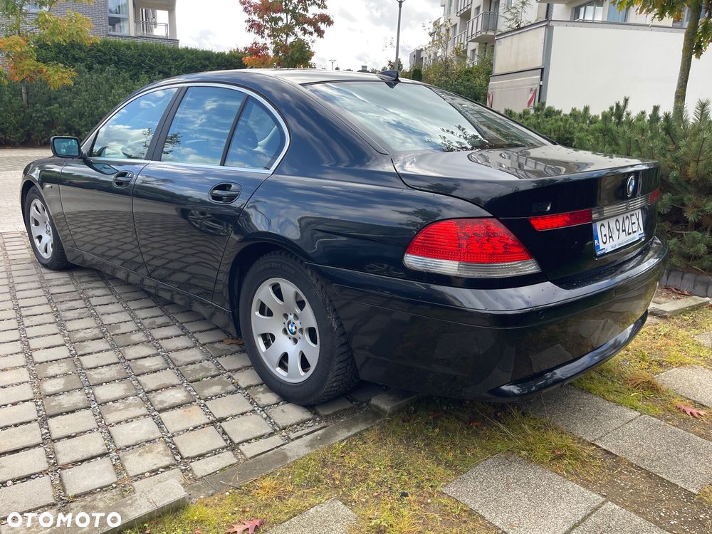 BMW Seria 7 - 10