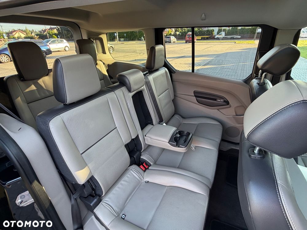 Ford Transit Connect - 20
