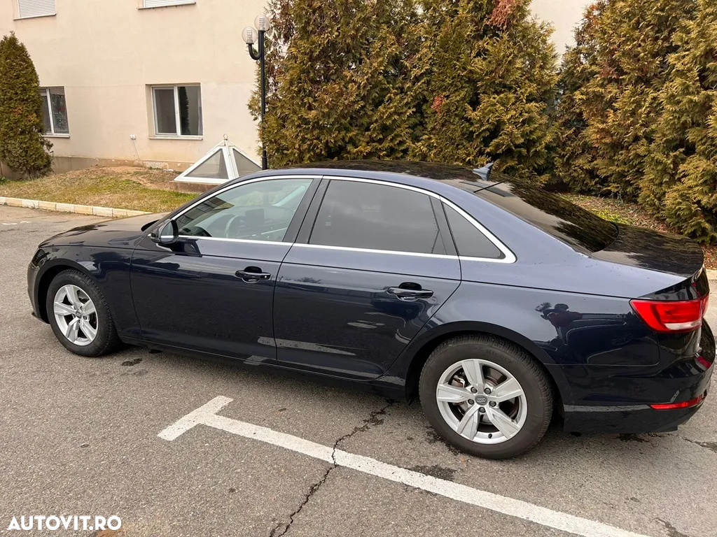 Audi A4 - 4