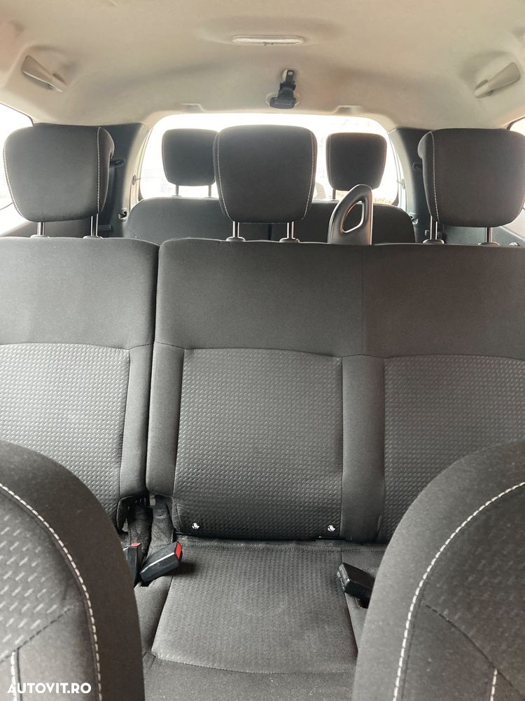 Dacia Lodgy 1.5 Blue dCi Laureate - 14