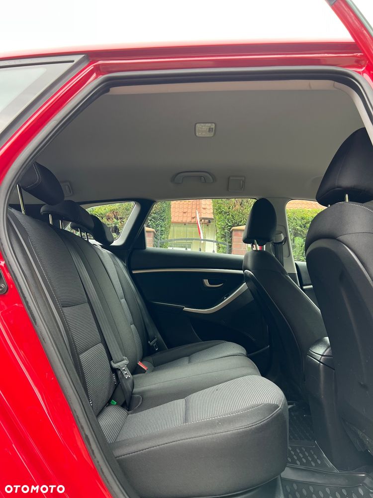 Hyundai i30 i30cw 1.4 Intro Edition - 19
