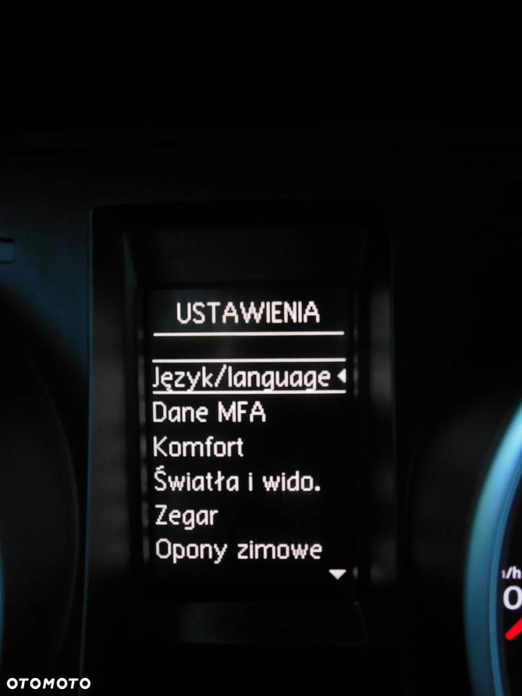 Volkswagen Golf 1.6 TDI DPF MATCH - 18