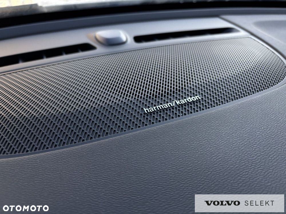 Volvo XC 40 - 23