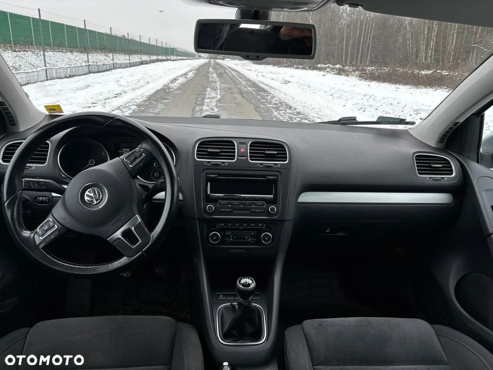 Volkswagen Golf 1.6 TDI Highline - 8