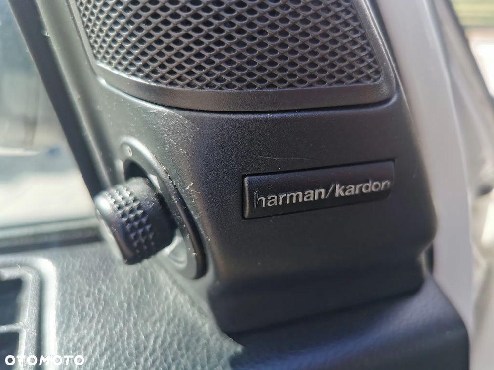 Land Rover Discovery 4.4 V8 SE - 10