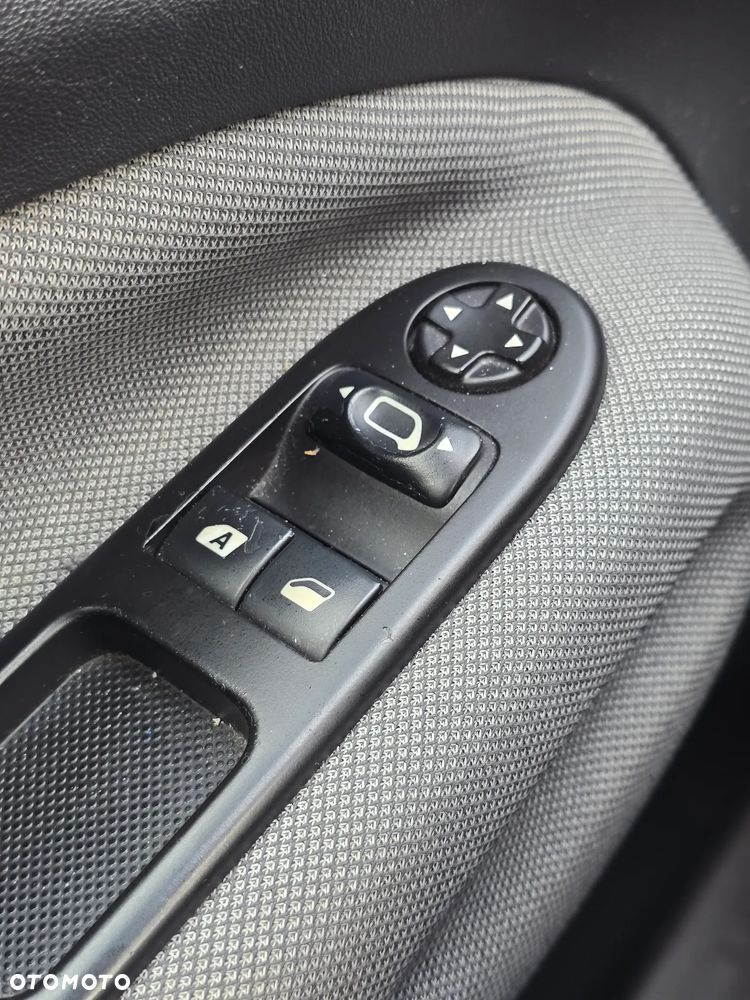 Citroën C3 Picasso VTi 95 Exclusive - 26