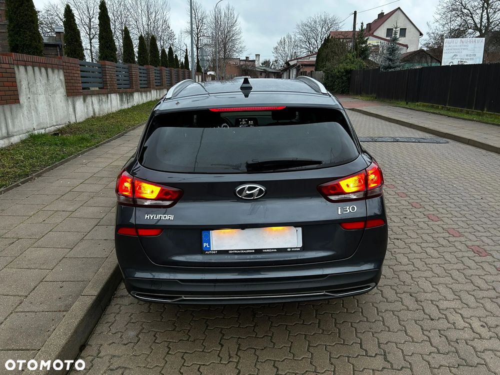 Hyundai i30 1.5 T-GDI 48V-Hybrid DCT Trend - 7
