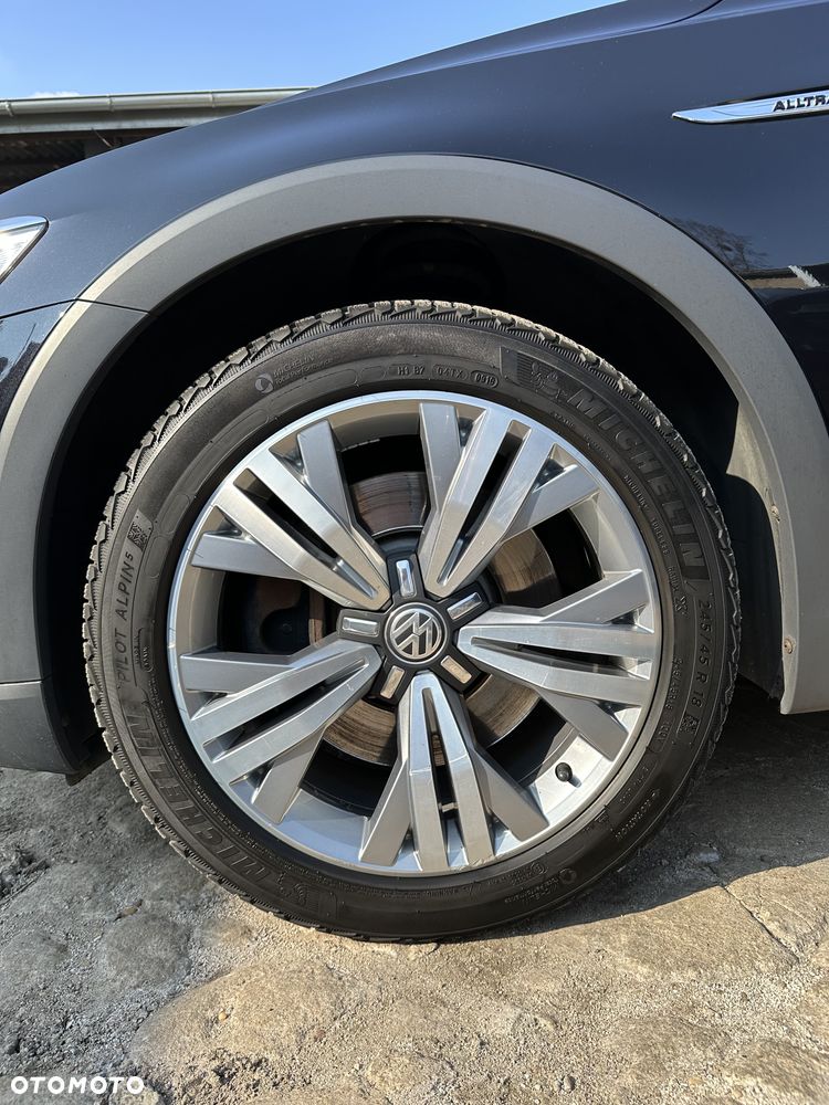 Volkswagen Passat Alltrack - 16