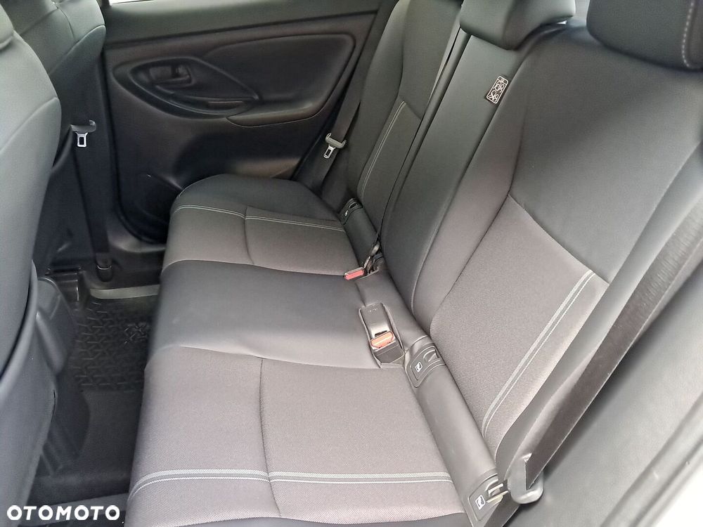 Toyota Yaris Cross Hybrid 1.5 Premiere Edition - 14