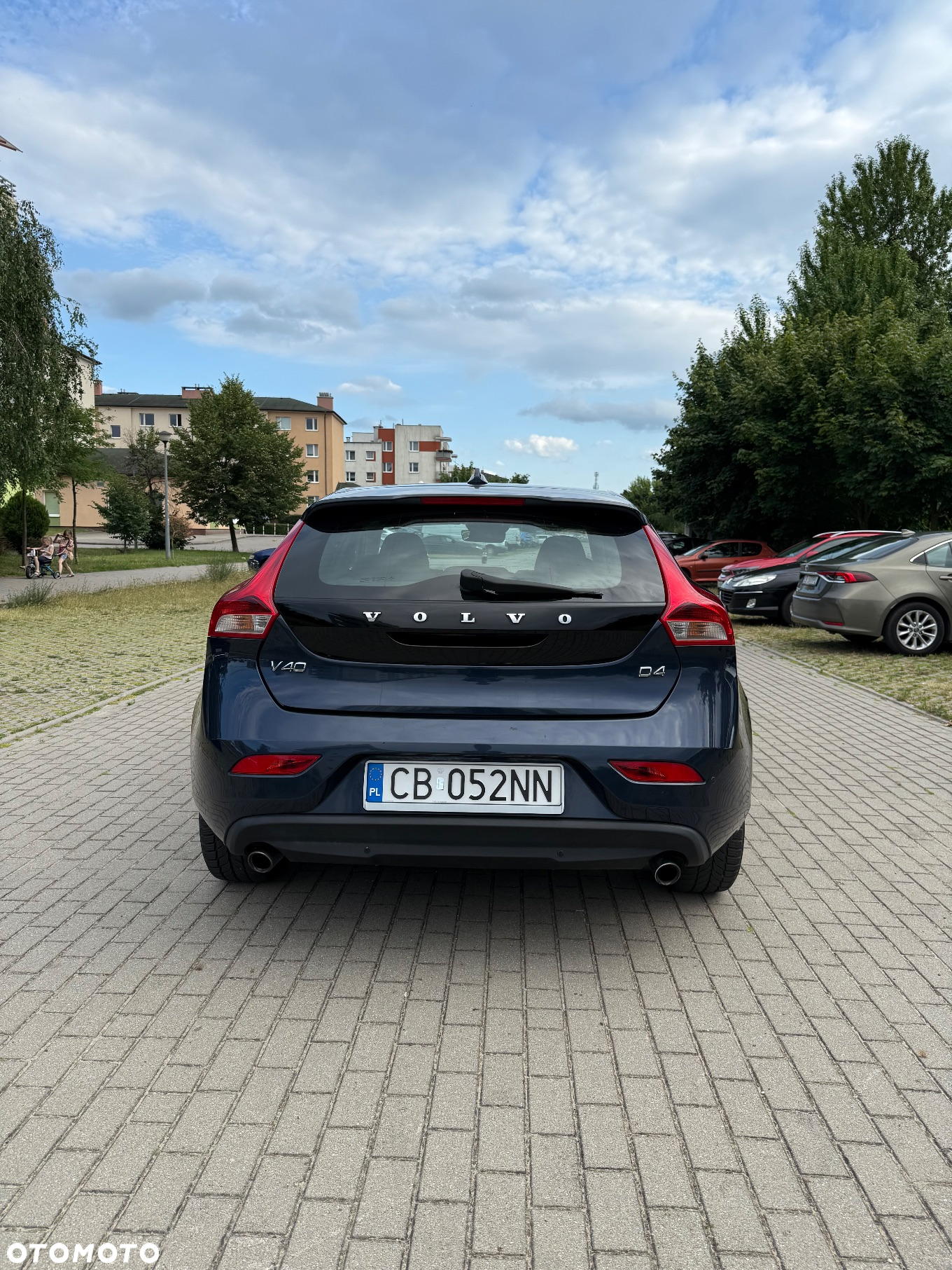 Volvo V40 D4 Momentum - 28