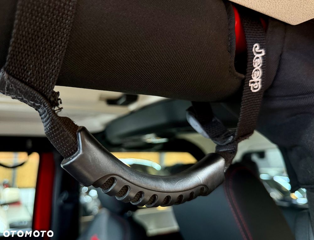 Jeep Wrangler 3.6 Sahara EU6 - 37