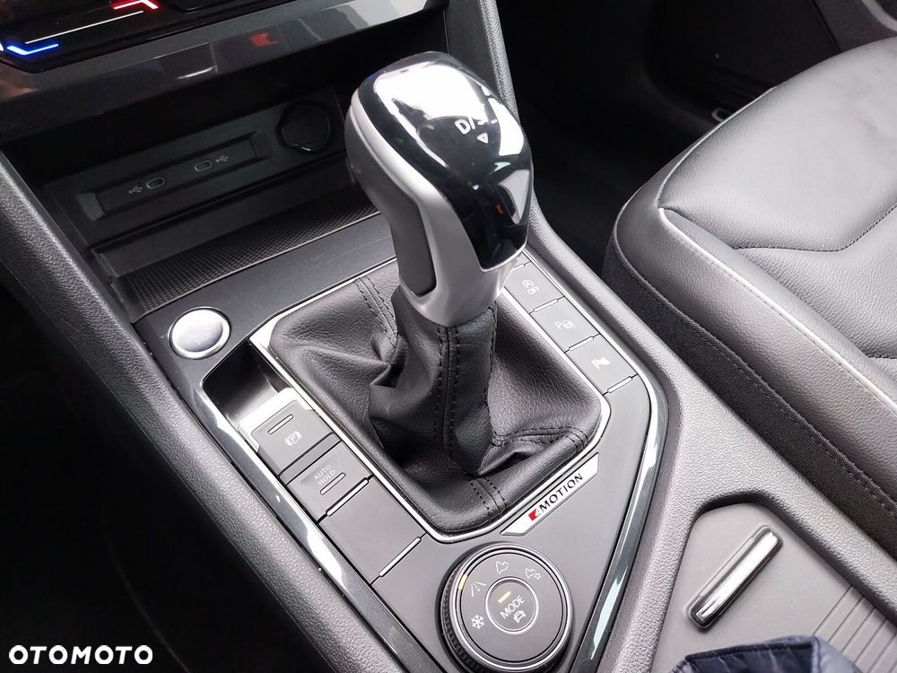 Volkswagen Tiguan 2.0 TSI 4Mot Elegance DSG - 29