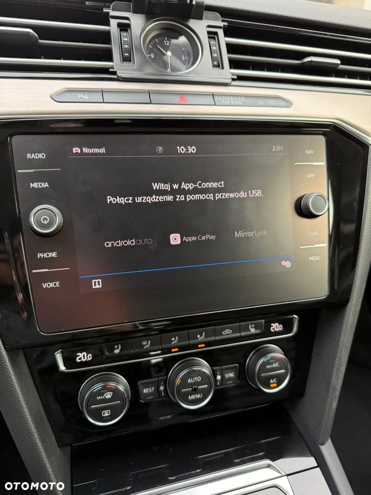 Volkswagen Passat Variant 1.8 TSI BMT Highline DSG - 27