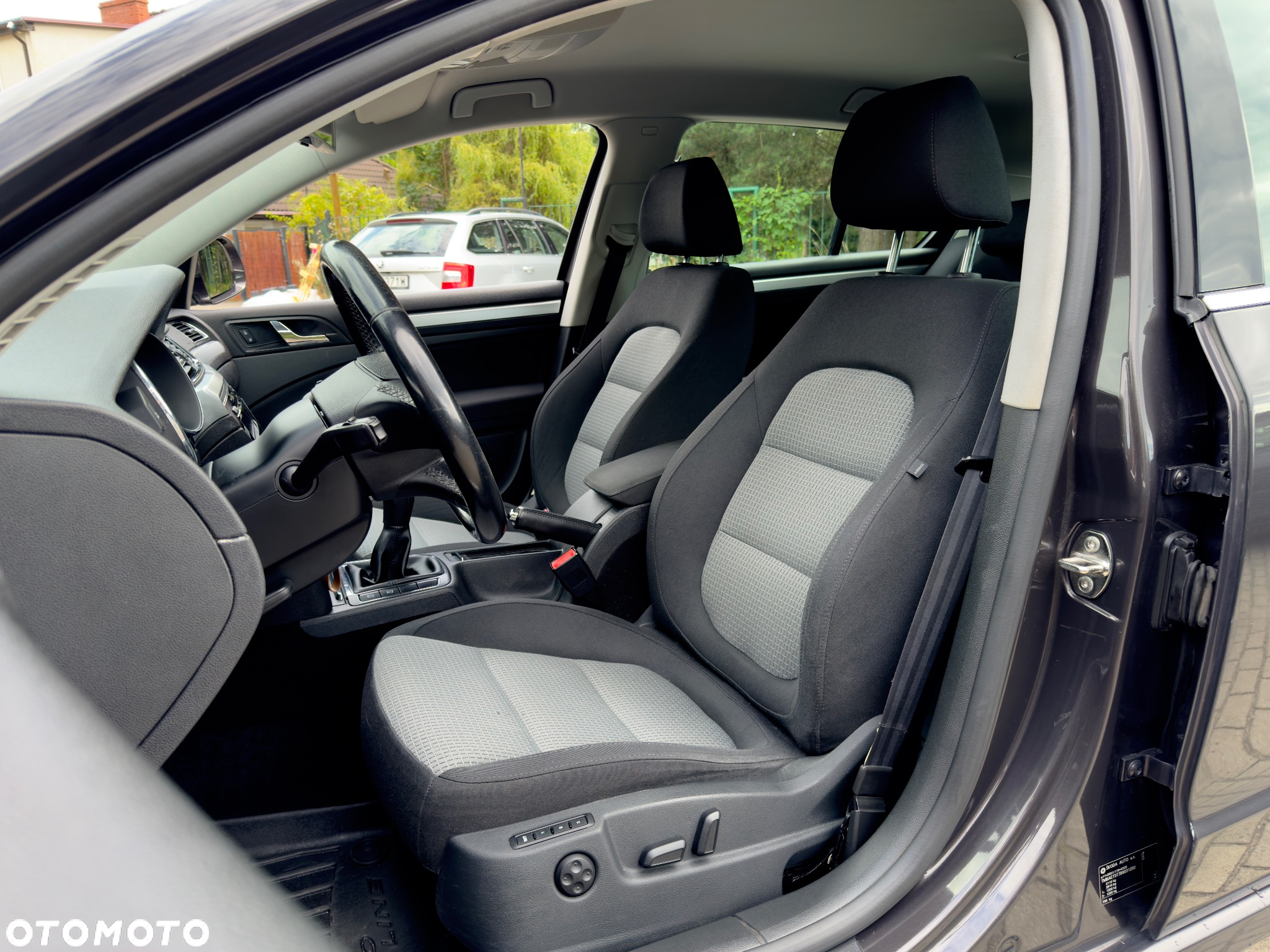 Skoda Superb 2.0 TDI Exclusive - 7