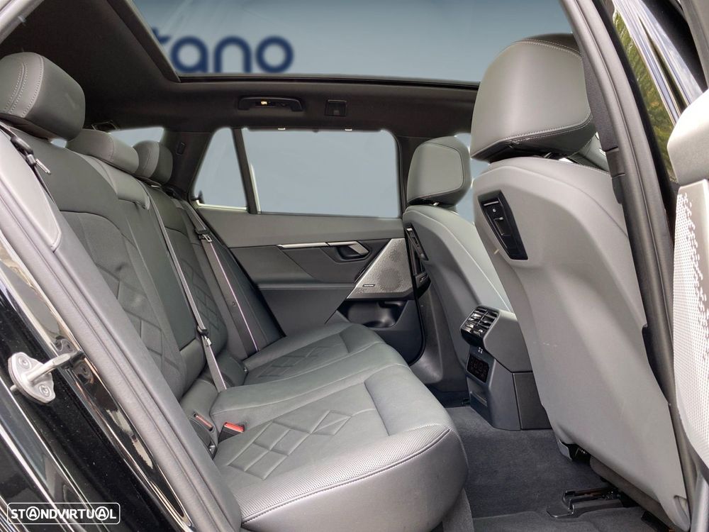 BMW 520 d Pack Desportivo M Pro - 19