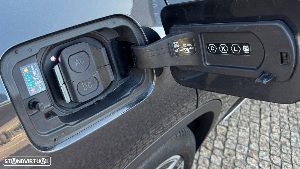 BMW iX3 Inspiring - 12