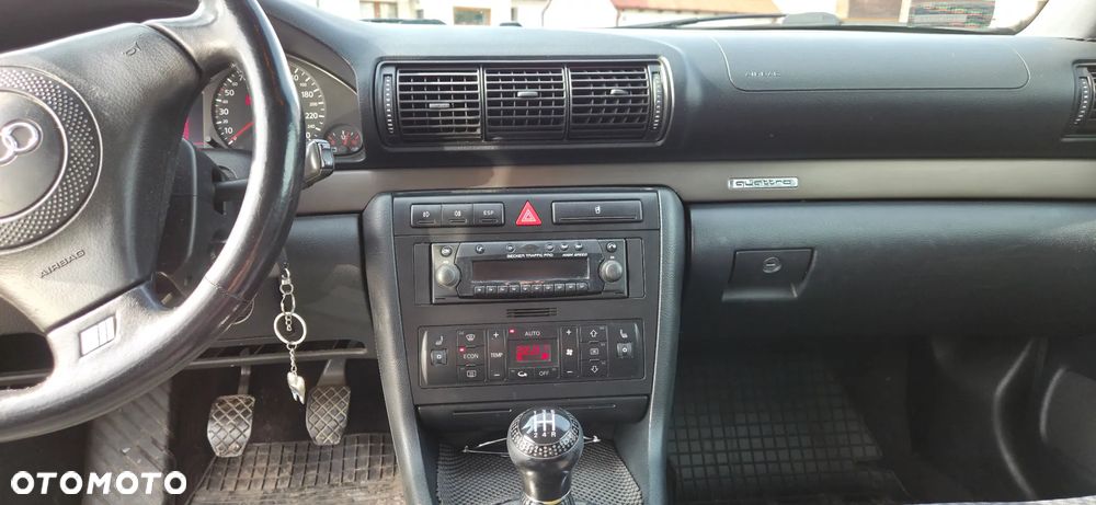 Audi A4 Avant 2.8 Quattro - 5