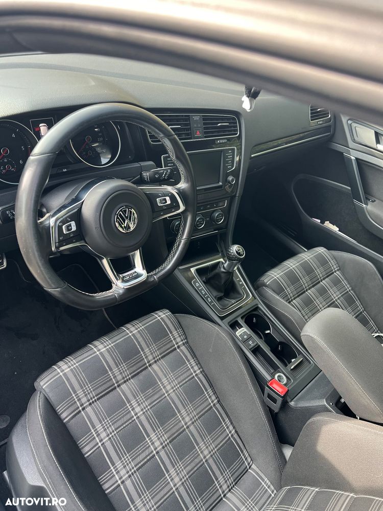 Volkswagen Golf GTD BlueMotion Technology - 4