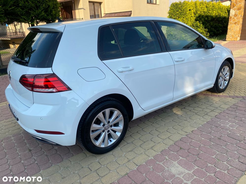 Volkswagen Golf 1.6 TDI BMT Highline - 9