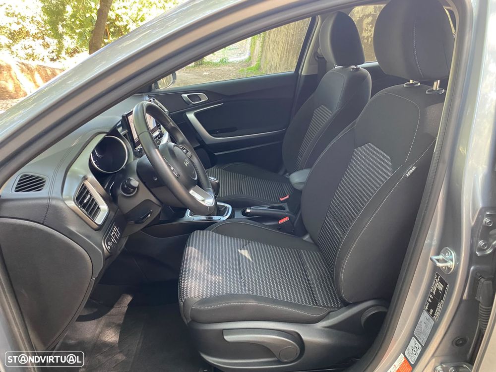 Kia XCeed 1.0 T-GDI Dynamic — fotografia 5