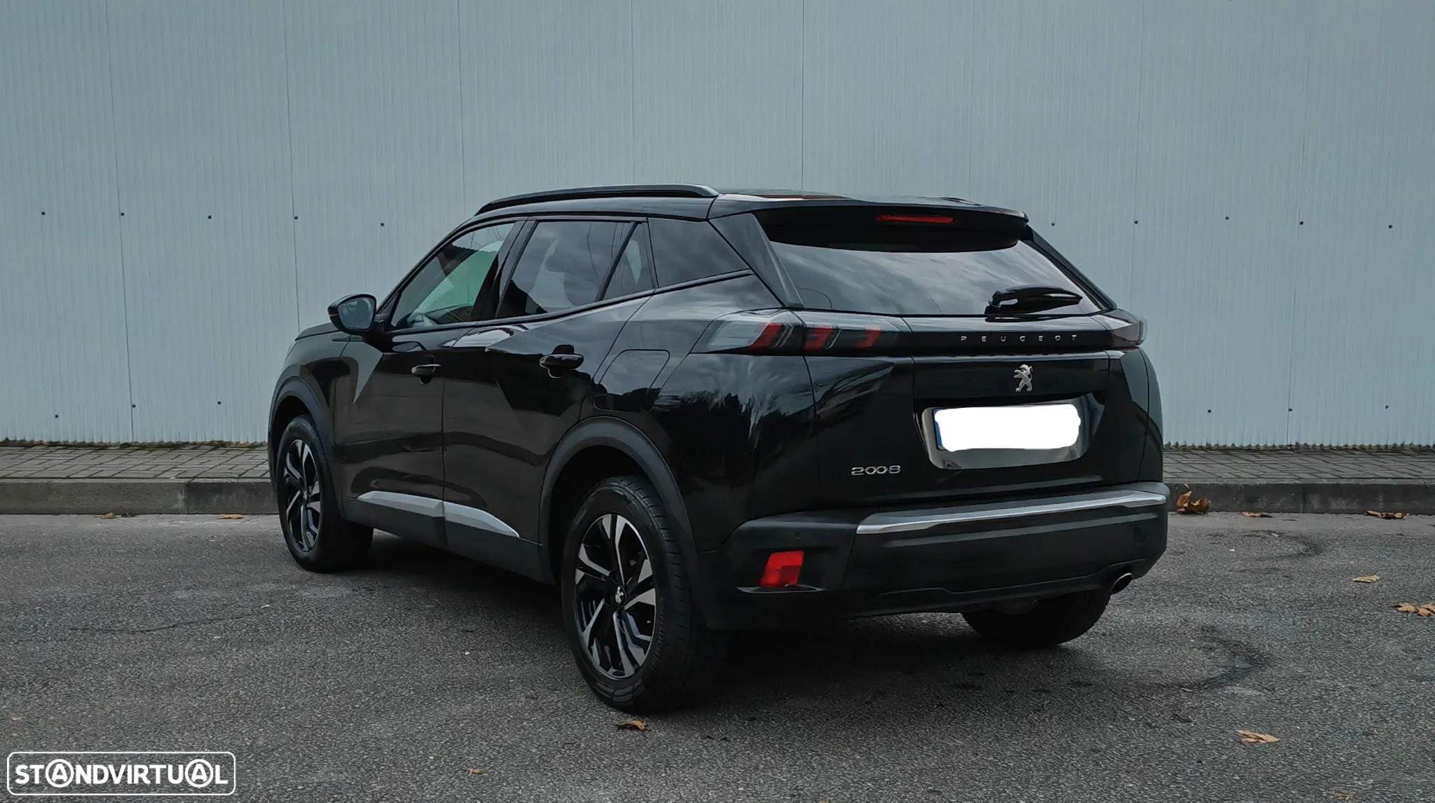 Peugeot 2008 1.5 BlueHDi Allure Pack EAT8 - 22